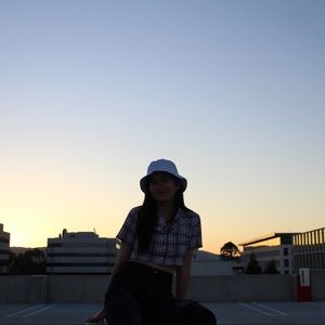 Meet your Posher, Elizabeth